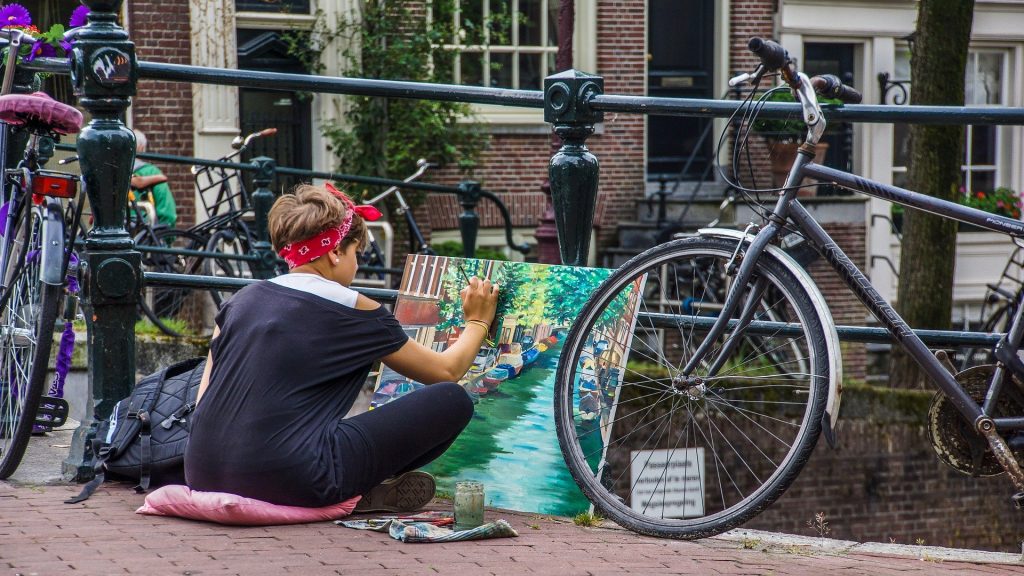 Street artist in Amsterdam