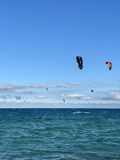 Kite surfing in Baja California. Photo: Claudia Larios