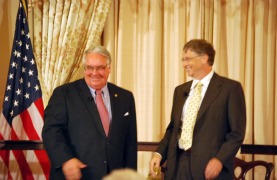Howard Buffett and Bill Gates 