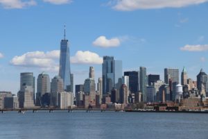 Manhattan skyline with One World tower