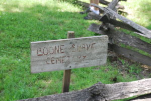 Boone slave cemetary photo taken by Tonya Fitzpatrick