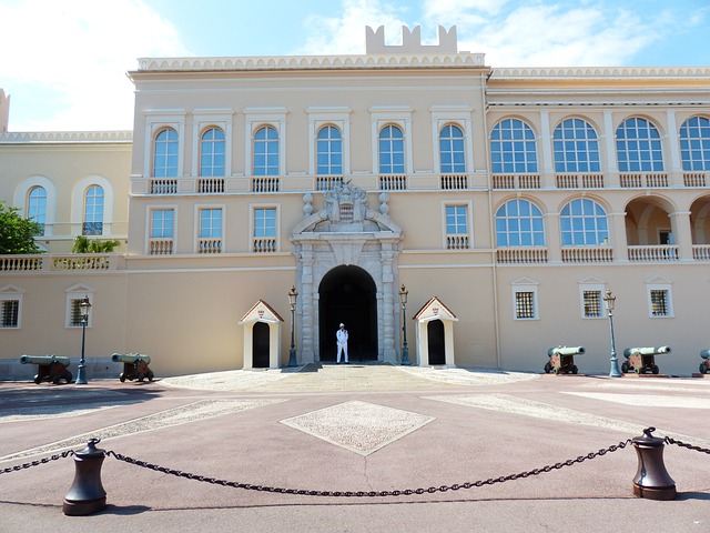 Monaco-prince-palace-1