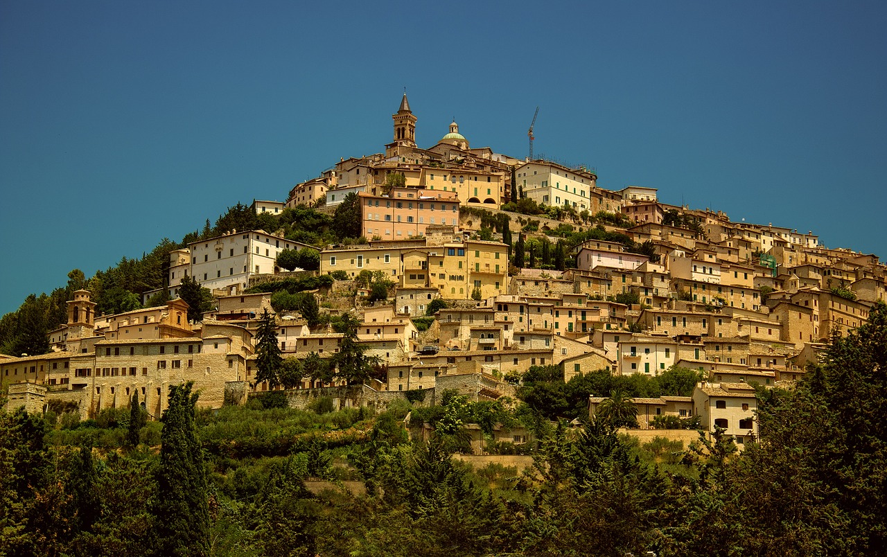 Se convierte en Serrado Transparentemente Perugia From Outside In | Europe's Vibrant City | Architecture