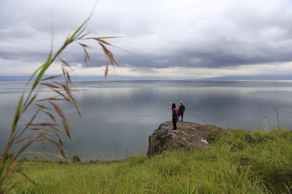 Sigumbang Village gives visitors a sense of the vastness of Lake Toba.