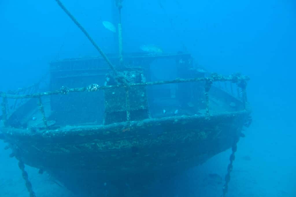 "Sunken ship from the Submarine" by abhinaba is licensed under CC BY 2.0 