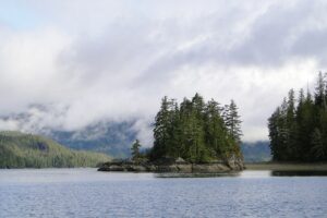 Clayoquot_Sound_-_Near_Tofino,_Vancouver_Island,_BC,_Canada_-Adam Jones