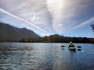 Kayaking-in-Clayoquot-Sound