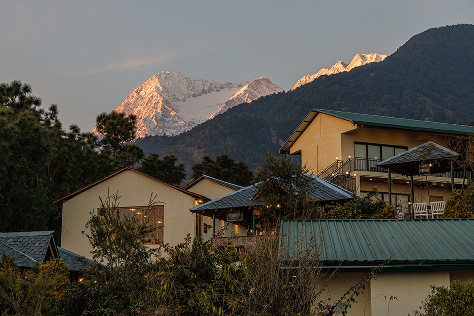 The majestic Dhauladhar Range offers a splendid view on a clear day