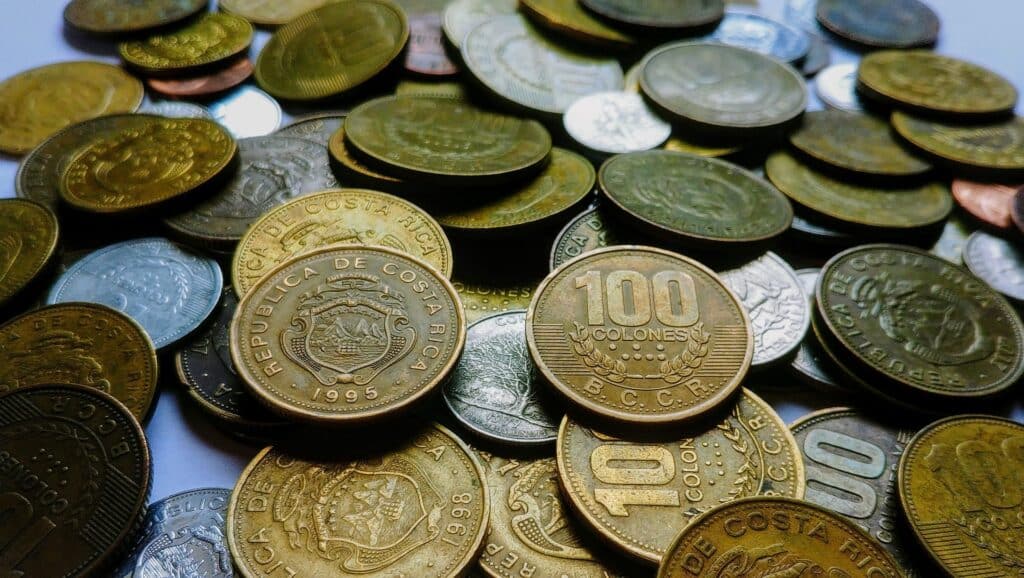 Costa Rica colones coins