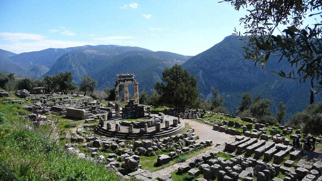 Delphi Greece   panoramio
