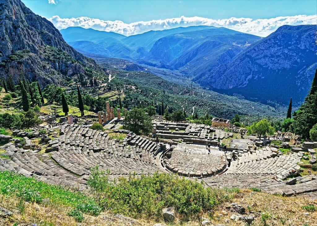 Panoramic-of-Delphi