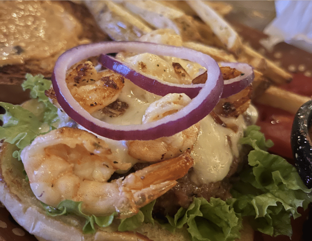 Amazing shrimp burger at the local Zicatela restaurant. Photo: Thomas Später